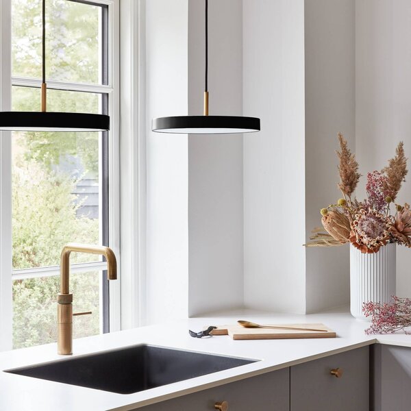 UMAGE Asteria mini závěsné světlo mosaz černé, stmívatelný, Černá, Obývací pokoj / jídelna, Hliník, Design