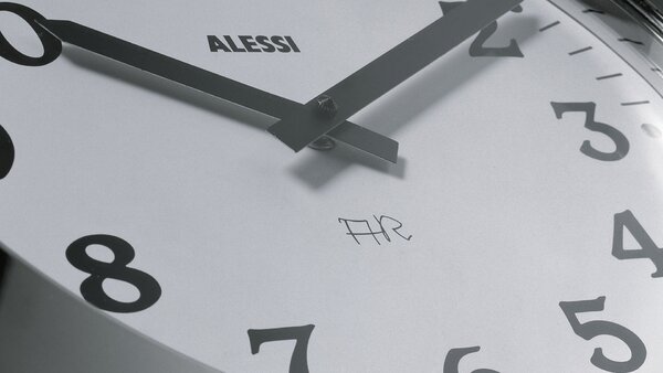 Alessi designové nástěnné hodiny Momento