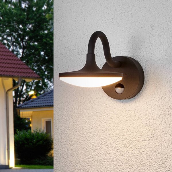 Lucande Finny - venkovní nástěnná LED lampa s čidlem, Černá, Hliník, Moderní