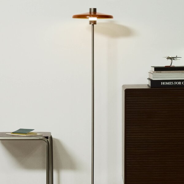 Kave Home Oranžová kovová stojací lampa Nuvira 130 cm