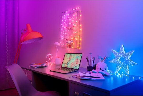 Twinkly TWKS100RGB-T - LED RGB Stmívatelný řetěz 100xLED 8 m USB Wi-Fi