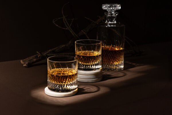 Skloglass Whisky set LINKA Počet kusů: set 1 láhev + 2 sklenice