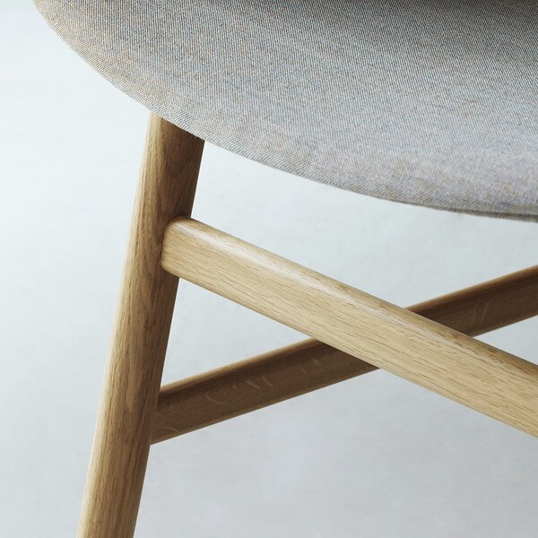 Normann Copenhagen designové židle Form Armchair Wood