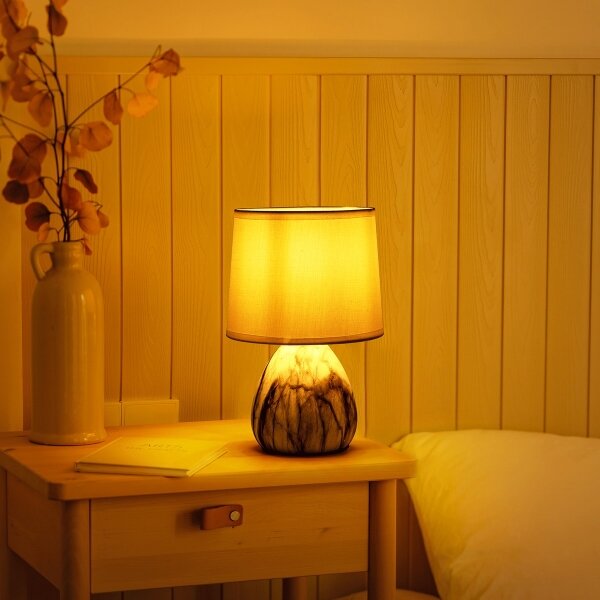 Aigostar - Stolní lampa 1xE14/40W/230V bílá