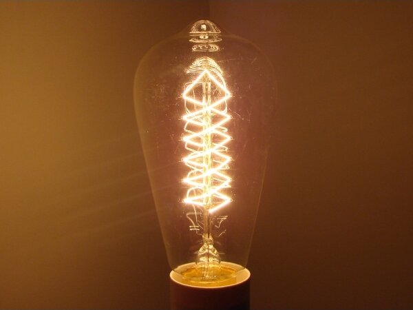 Průmyslová dekorační stmívatelná žárovka SELEBY ST64 E27/40W/230V 2200K