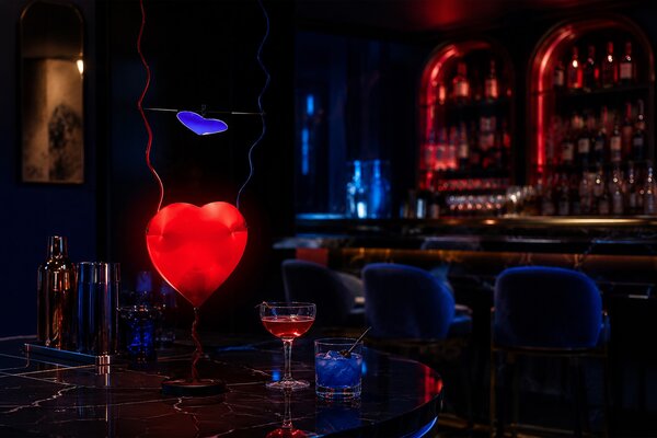 Ingo Maurer designové stojací lampy One From The Heart