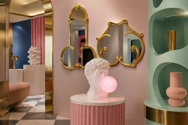 Seletti designová zrcadla Liberty Mirror Woman
