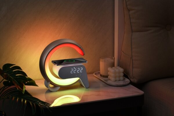 Immax 08987L-LEDRGB Stmívatelná lampa s budíkem a Qi nabíjením 30W/230V stříbrná