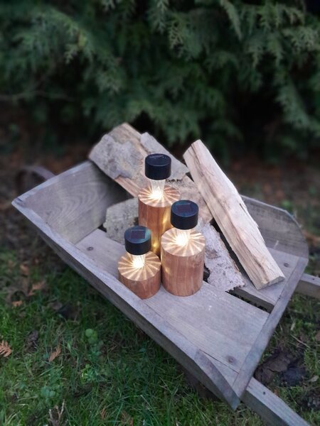 Dekorace Dřevo výrobky Dřevěný set 3 kulatých svícnů se solárními lampičkami Varianta: bez bílých kamínků