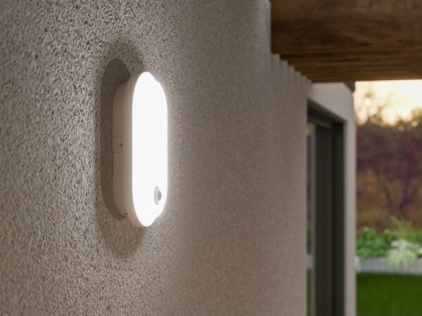 LED Venkovní nástěnné svítidlo se senzorem OVAL LED/10W/230V IP65 bílá