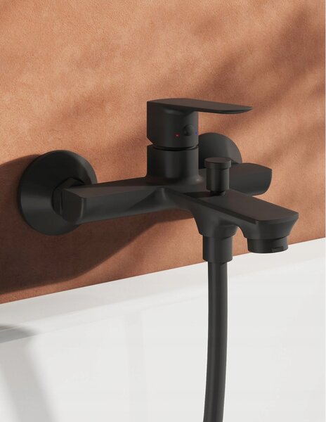 Nástěnná vanová baterie s jednou pákou Ravak Life černá