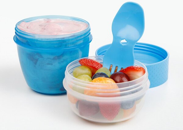 SISTEMA Krabička na jogurt a müsli, 2 komory+lžíce, SISTEMA, mix barev Barva krabiček SISTEMA: Modrá