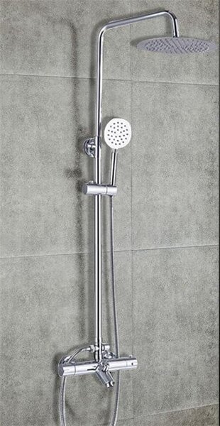 Sprchový systém, koupelnové armatury z mosazi s ruční sprchovou hlavicí a termostatickou ventil, stříbrná sada sprchových armatur, sprchový set, sprchová armatura, nástěnná baterie, sprcha typu "déšť", pro domácnosti, byty, hotely