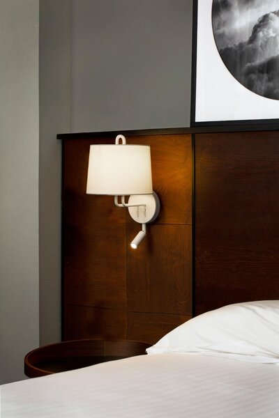 MONTREAL nástěnná lampa, bílá/béžová, se čtecí lampičkou - FARO