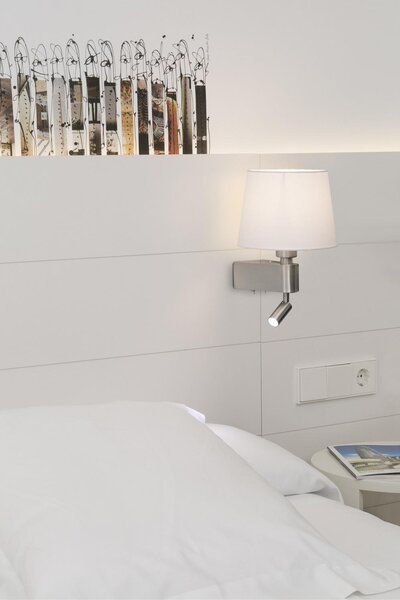 ROOM nástěnná lampa, bílá, se čtecí lampičkou - FARO