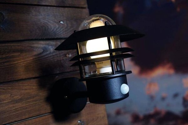 Nordlux Venkovní nástěnná lampa Blokhus se senzorem, IP54 Barva: galvanizace