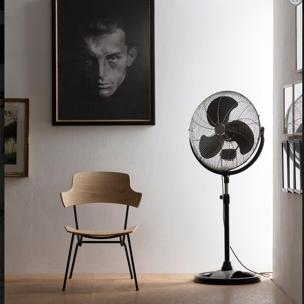 Prostoria designová křesla Strain Low Plywood Armchair