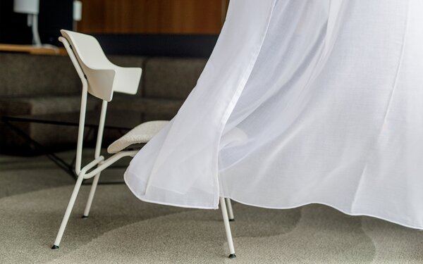 Prostoria designová křesla Strain Low Plywood Armchair