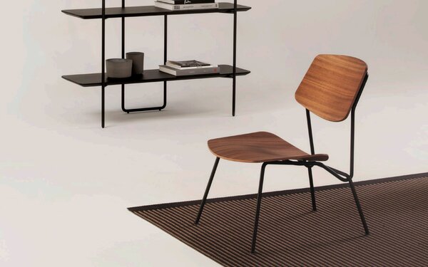 Prostoria designová křesla Strain Low Plywood Chair