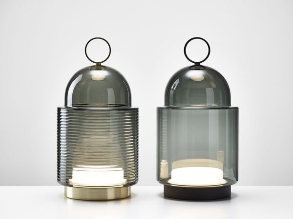 Venkovní designová lampa Brokis Dome Nomad Large PC1266, IP44 Povrch Montury: Nerezová ocel - broušená, Barva skla: Šedá kouřová - transparentní sklo, Dekor skla: Bez dekoru