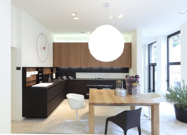 Designové nástěnné hodiny Nomon Bilbao L 110cm, červené-černé