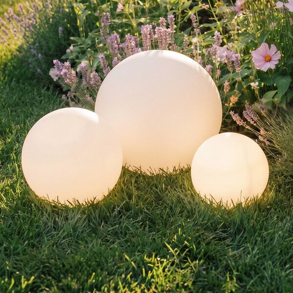 Lindby LED solární lampy Lago, sada 3 kusů, koule, zemní hrot, bílá, Bílá / opál, Plast, Moderní, Venkovní koule