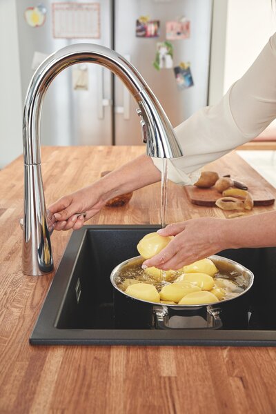 Grohe Zedra kuchyňská baterie stojící StarLight Chrome 32294002