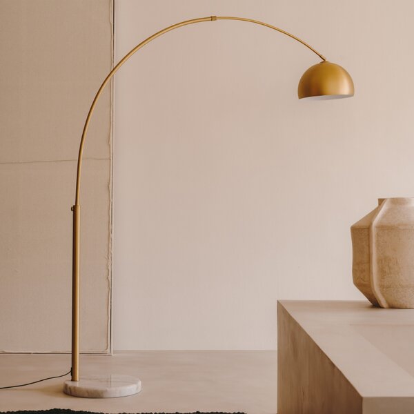Kave Home Zlatá kovová stojací lampa Madali 160/185 cm