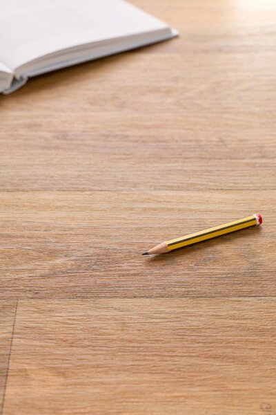 PVC podlaha Tarkett Iconik 150 5145117 French Oak šedá / béžová