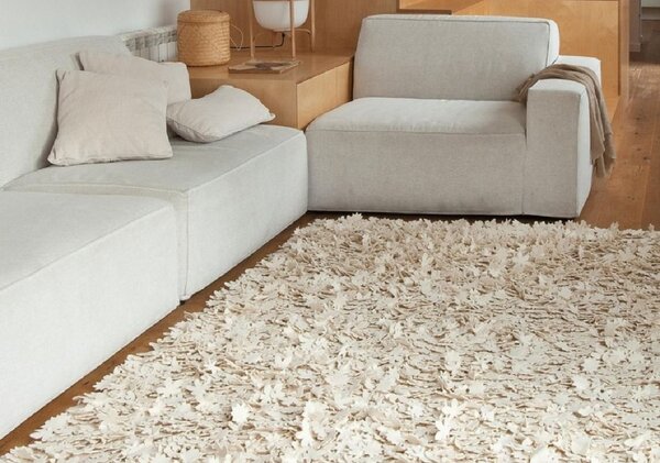 Nanimarquina Koberec Little Field of Flowers Barva: Ivory (slonová kost), Rozměr: 170x240 cm