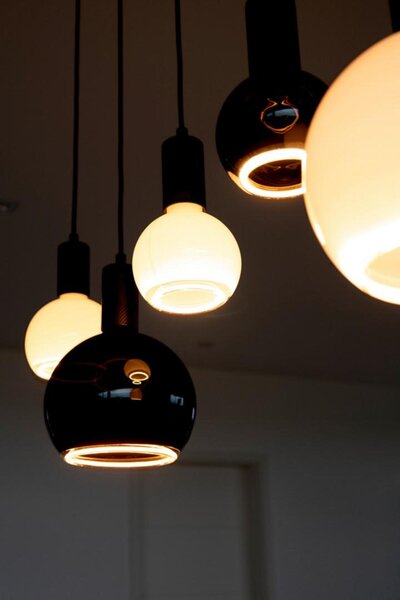 Deko-Light LED designová žárovka BLACK MOON 125, DIM, E27, 4,0W, 2200K, černá 180741