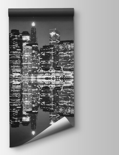 Fototapeta Noční panorama města se světly odrážejícími se na vodě, Architektonické fototapety, Populární fototapety, u56970 - Tapeko.co.cz