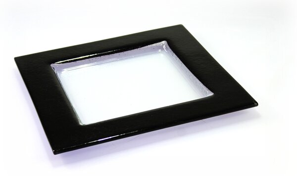 BDK-GLASS Čtvercový skleněný talíř BORDER 25x25cm - černý