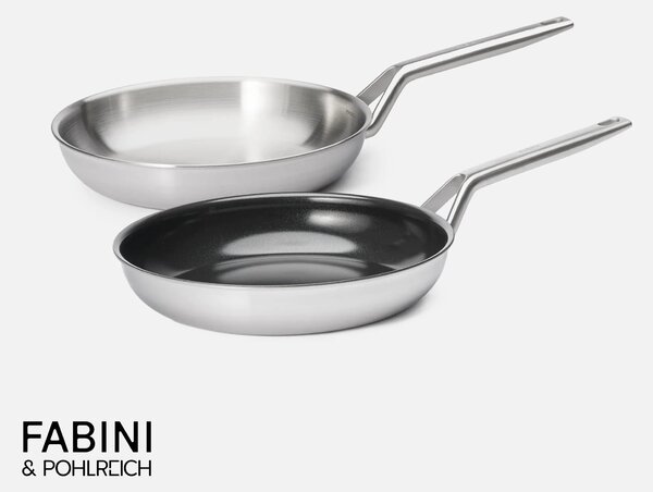 Fabini Sada pánví FABINI & Pohlreich 2.0, ø 26 cm, 2 díly - Nerezová beznýtová pánev z vícevrstvé nerezové oceli + nepřilnavá nerezová beznýtová pánev s keramickým povrchem z vícevrstvé nerezové oceli