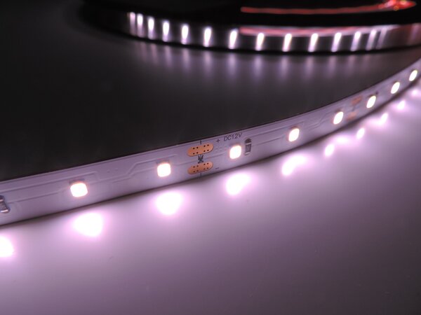 Potravinářský pásek: MASO, 3800-4300K, 12W/m, PROFI, 12V, IP20, 60LED/m, SMD2835, záruka 5 let