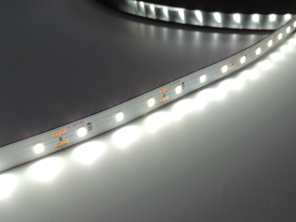 Potravinářský pásek: OVOCE, 5000-5500K, 12W/m, PROFI, 12V, IP20, 60LED/m, SMD2835, záruka 5 let
