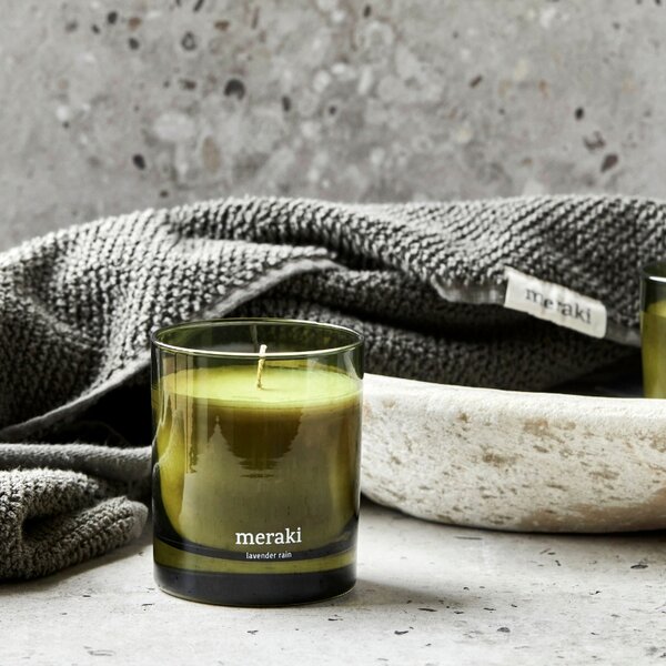 Sójová vonná svíčka Meraki Lavender Rain 200 g
