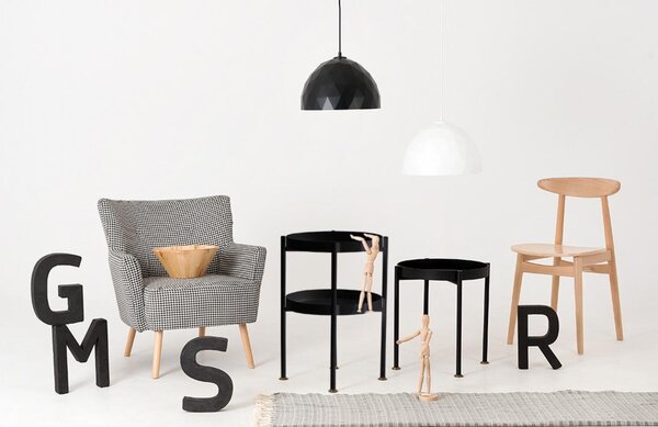 Nordic Design Černý kovový odkládací stolek Nollan 40 cm s policí