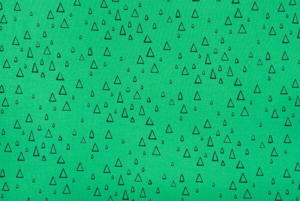 Trojúhelníky na zelené úplet