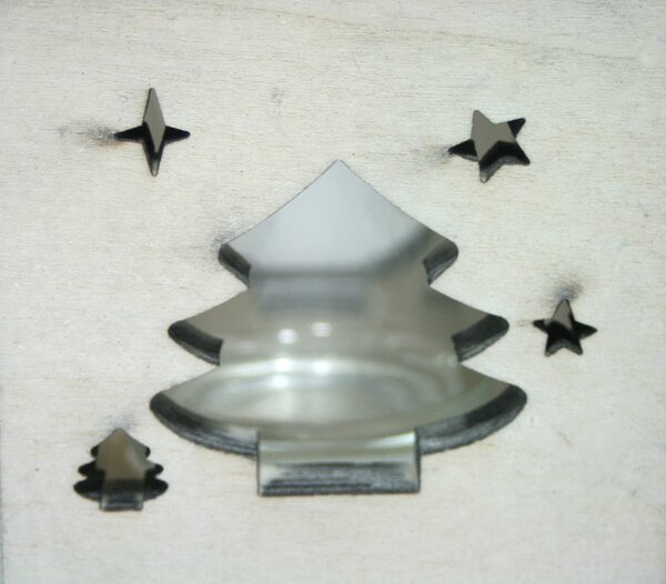 Svícen dřevěný se stromkem 7,5cm 9305129