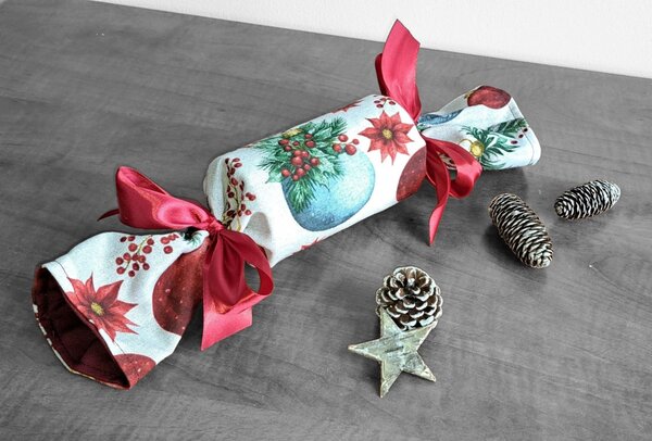Vánoční textilní bonbón - červené vánoční ozdoby