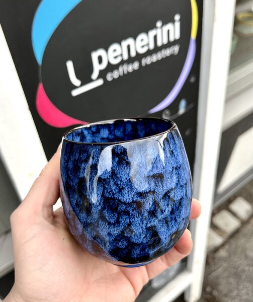 Penerini coffee BIG Egg Keramický šálek Dark Blue 250 ml