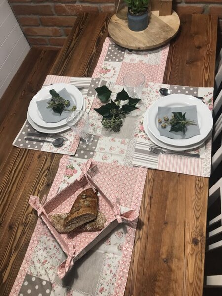 Set květinového prostírání na jídelní stůl Barva: Modrá