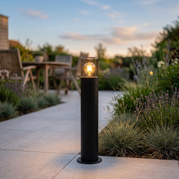 Venkovní stojací lampa černá s kouřovým stínítkem 50 cm - Odense