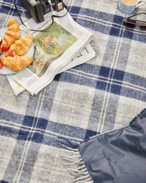 Pikniková vlněná deka Polo Navy Bannockbane, kožené popruhy, 183x150 cm Tweedmill