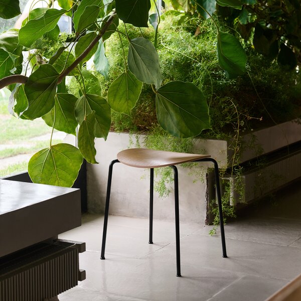 &Tradition designové stoličky Pavilion Stool AV38