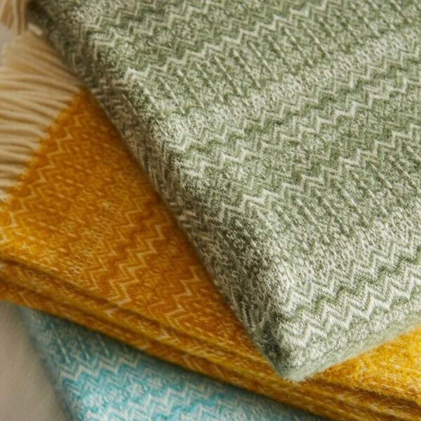 Vlněná deka Fair Isle Sage 200 x 150 cm Tweedmill