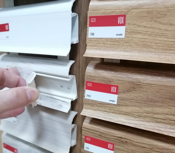 Obvodová soklová lišta plastová (pro PVC a vinyl) hikor pasadena - 250cm