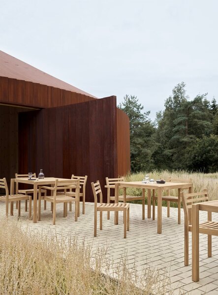 Carl Hansen designové zahradní židle AH501