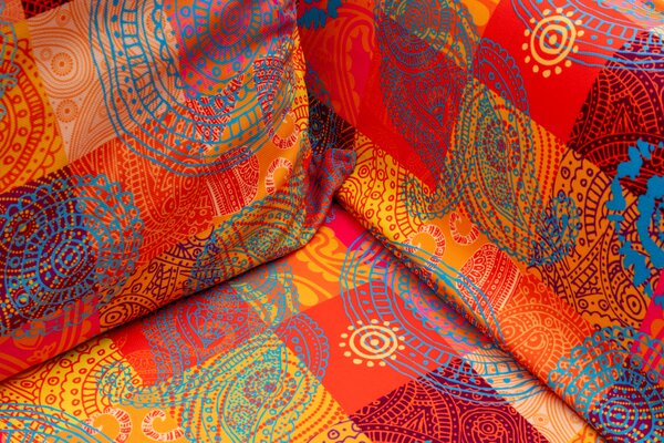 Rozkládací pohovka dvojsed Chatty (patchwork). Akce -12%
